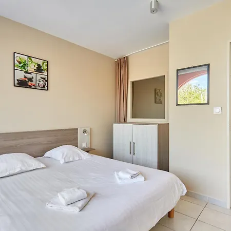 Residence Odalys Du Golfe Agde Exterior photo