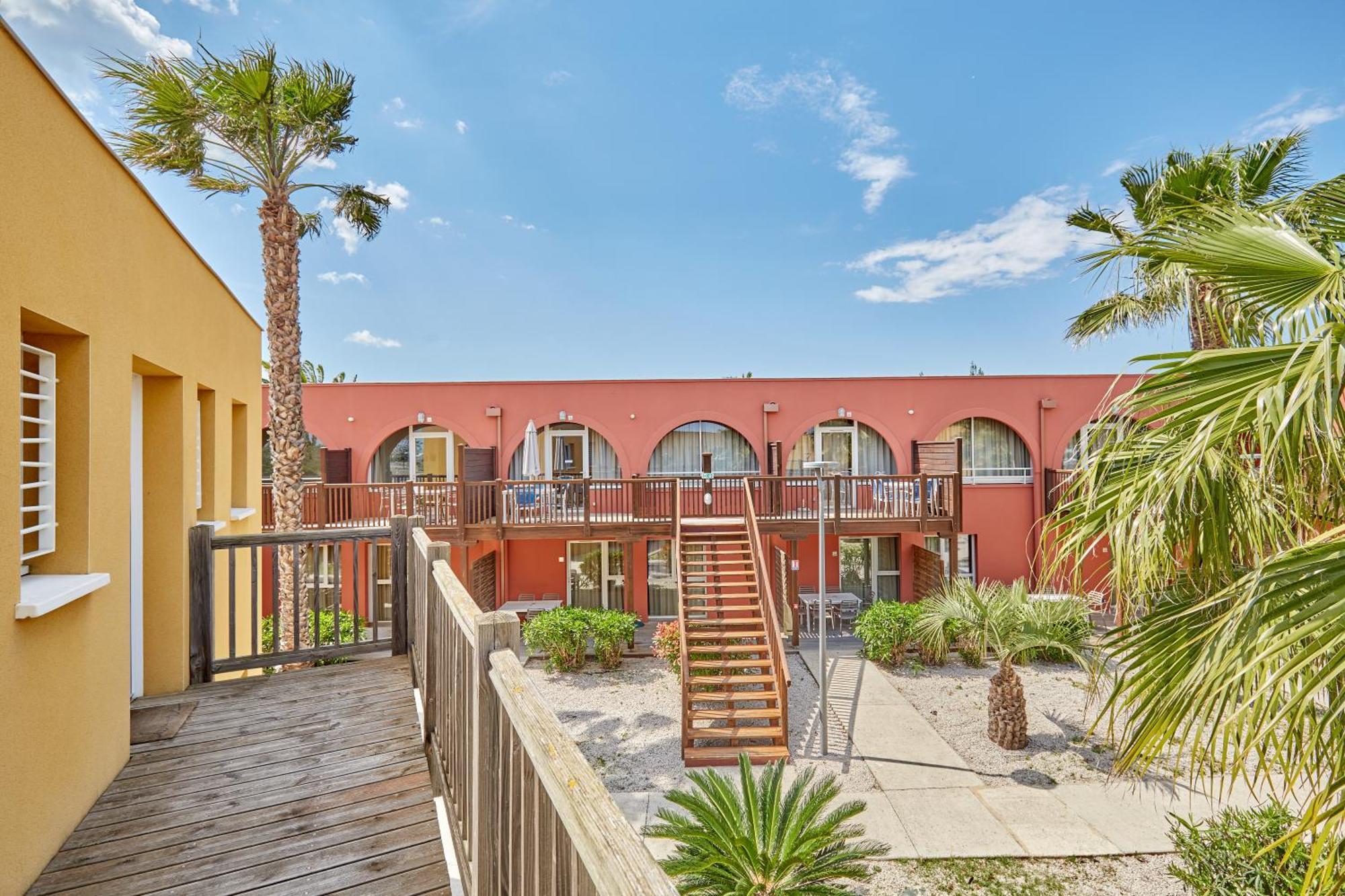 Aparthotel Odalys Du Golfe 4*